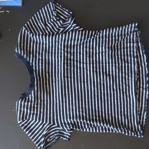 Cute medium striped crop top :)